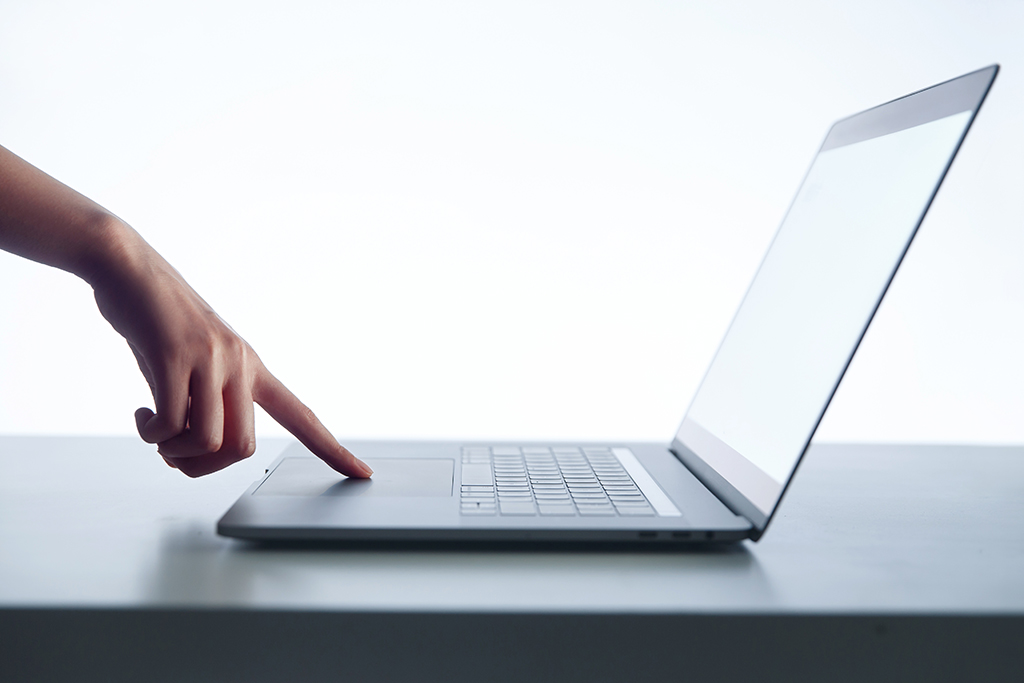 英國vs開曼群島公司注冊全解析:留學(xué)生實(shí)操指南與風(fēng)險(xiǎn)避坑 英國vs開曼群島公司注冊全解析:留學(xué)生實(shí)操指南與風(fēng)險(xiǎn)避坑