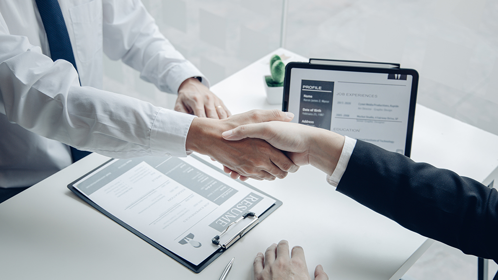 香港注冊母公司控股內(nèi)地，香港怎么注冊母公司