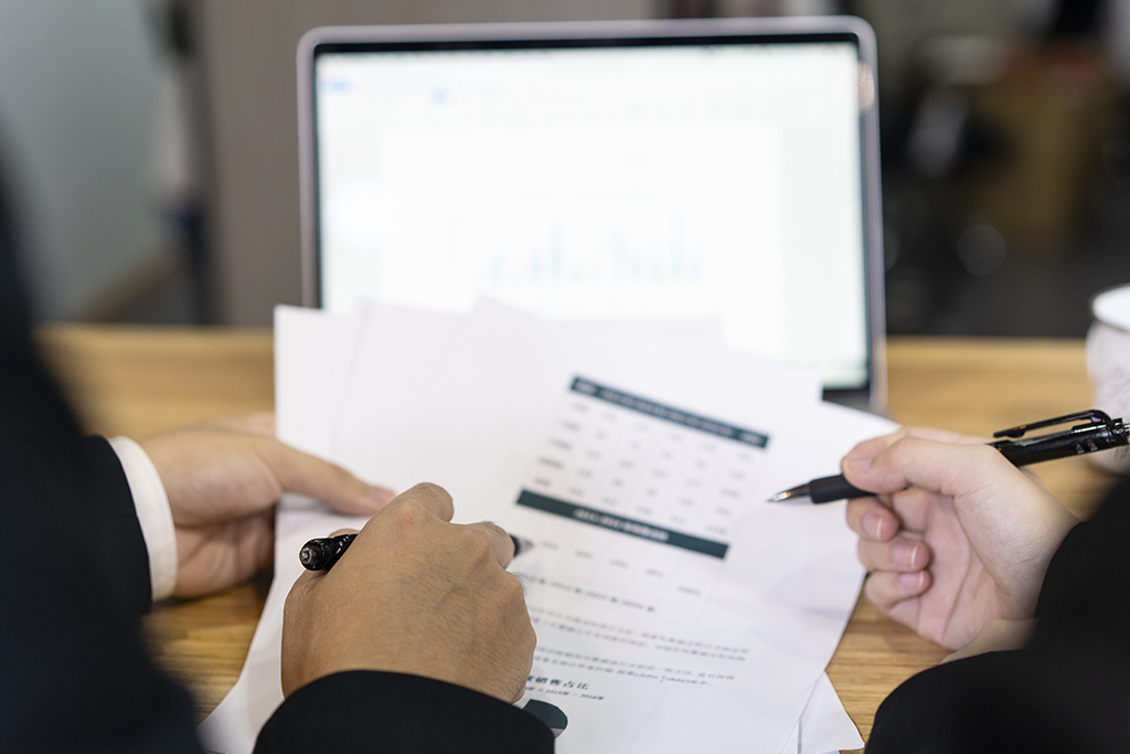 注冊(cè)越南貿(mào)易公司，大陸人如何去越南開(kāi)廠做生意