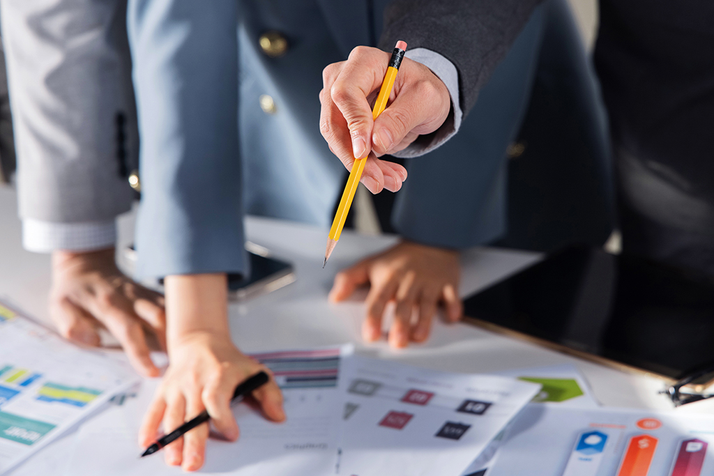 企業(yè)所得稅匯算清繳調(diào)整項(xiàng)，匯算清繳依據(jù)